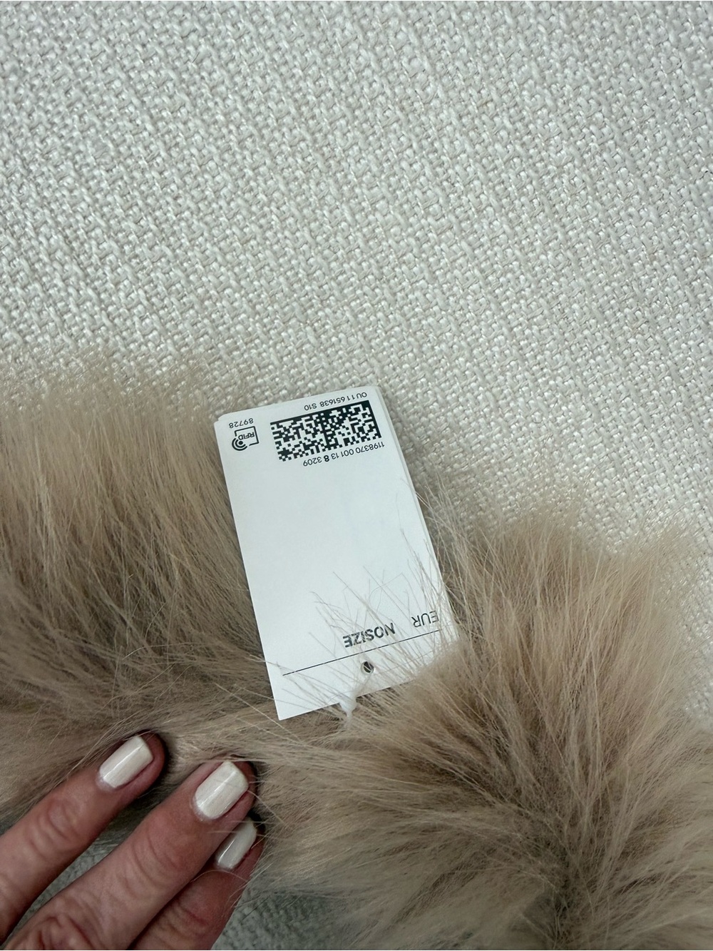 H&M Taupe Faux Fur Tote Bag - Picture 2 of 2